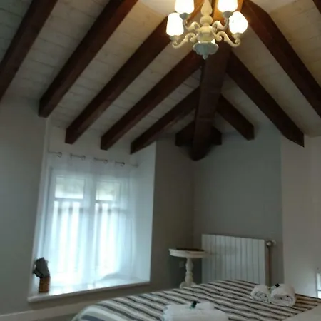 Landhaus Tierra Y Madera Barrio (Alava)