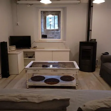 Tierra Y Madera Apartment